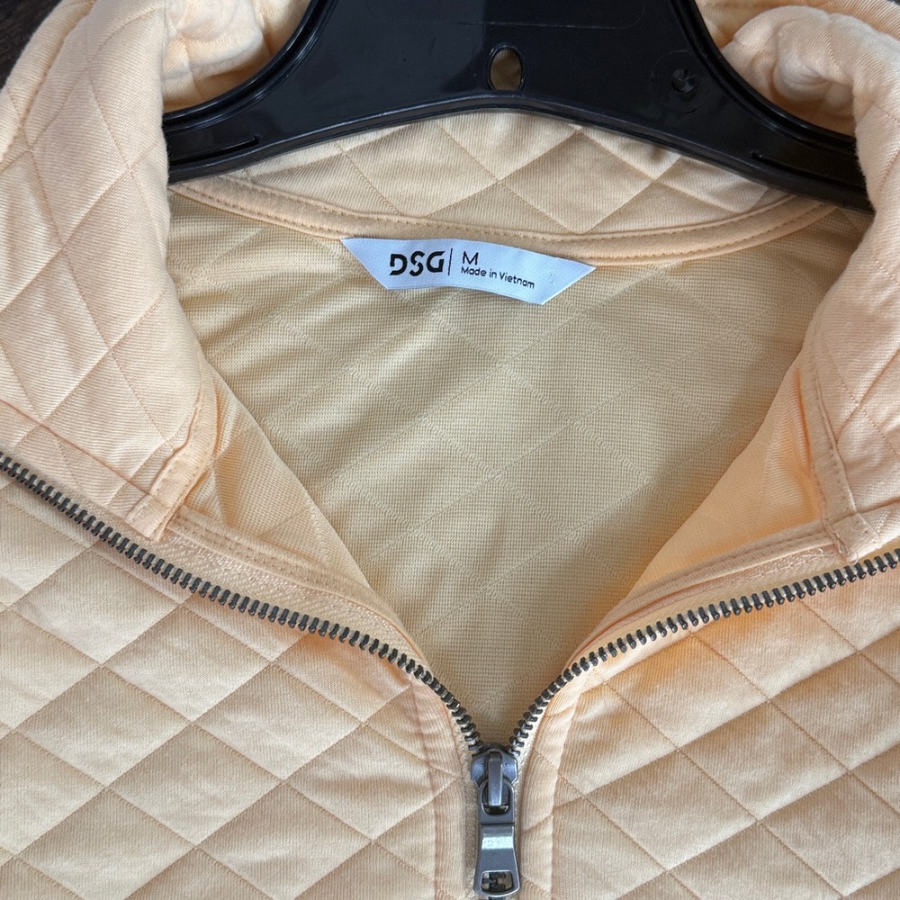 DSG NWOT ladies orange quarter zip Medium - Picture 5 of 6